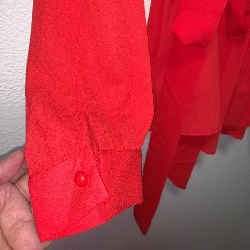 Red blouse size medium - Picture 3 of 5